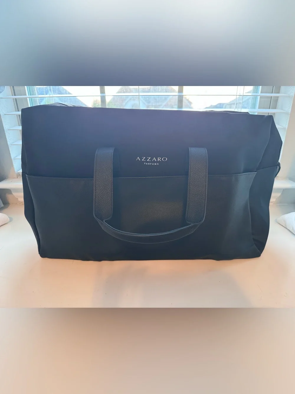 Black Weekend Duffel Bag - Men's Travel Bag
